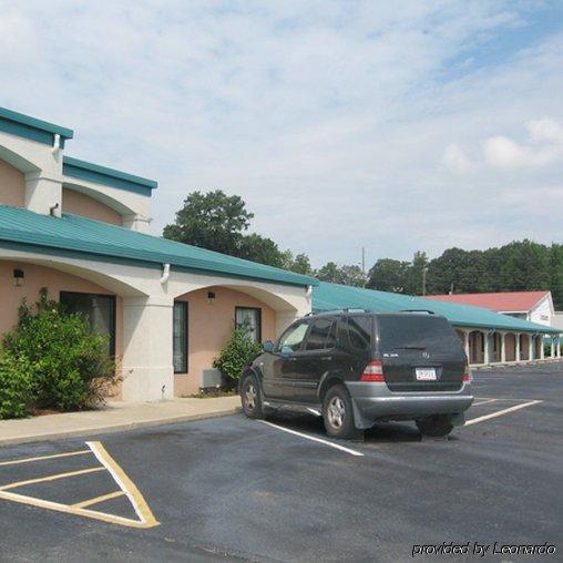 Budget Inn Northport Exterior photo