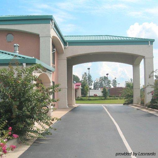 Budget Inn Northport Exterior photo